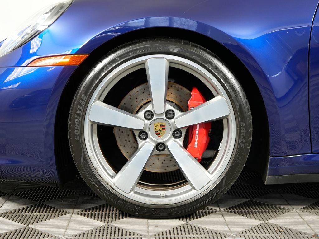 2020 Porsche 911 Carrera 4S