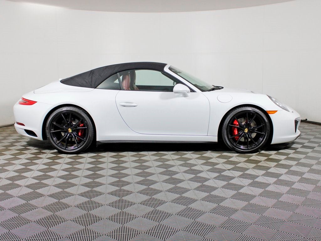 2017 Porsche 911 Carrera 4S