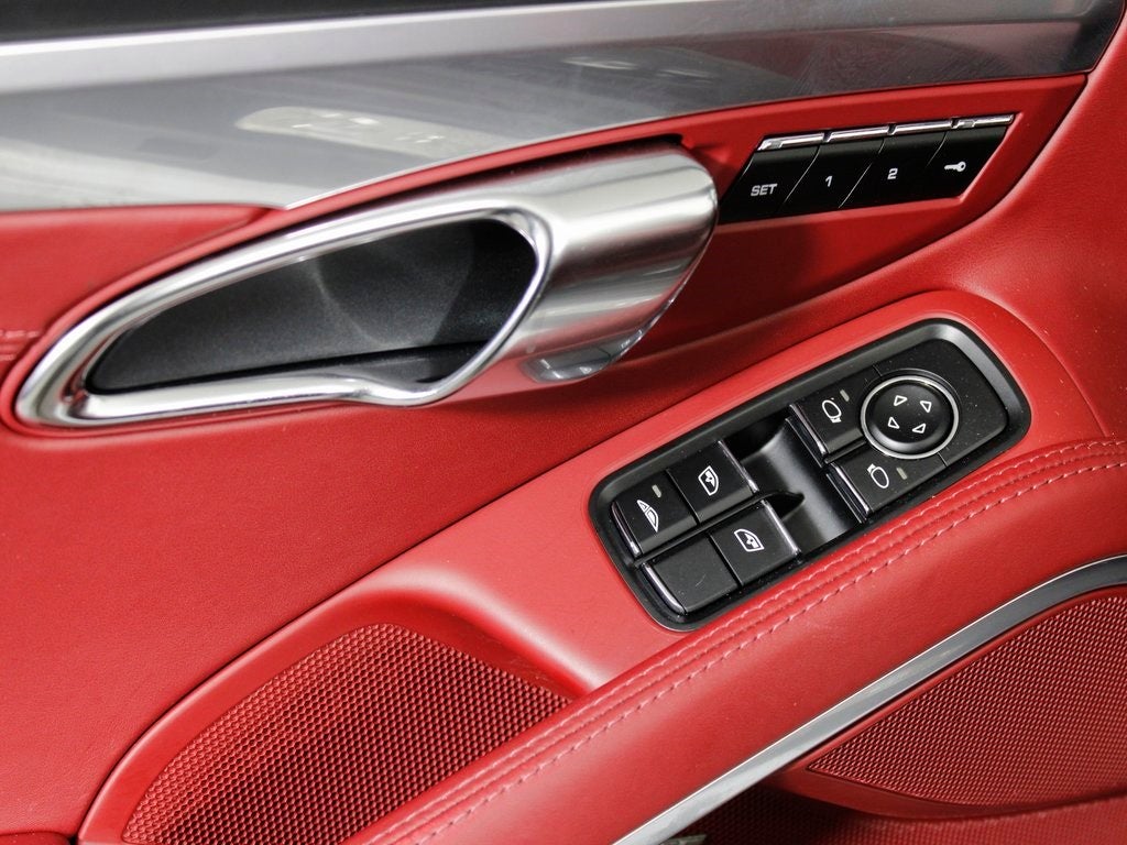 2017 Porsche 911 Carrera 4S