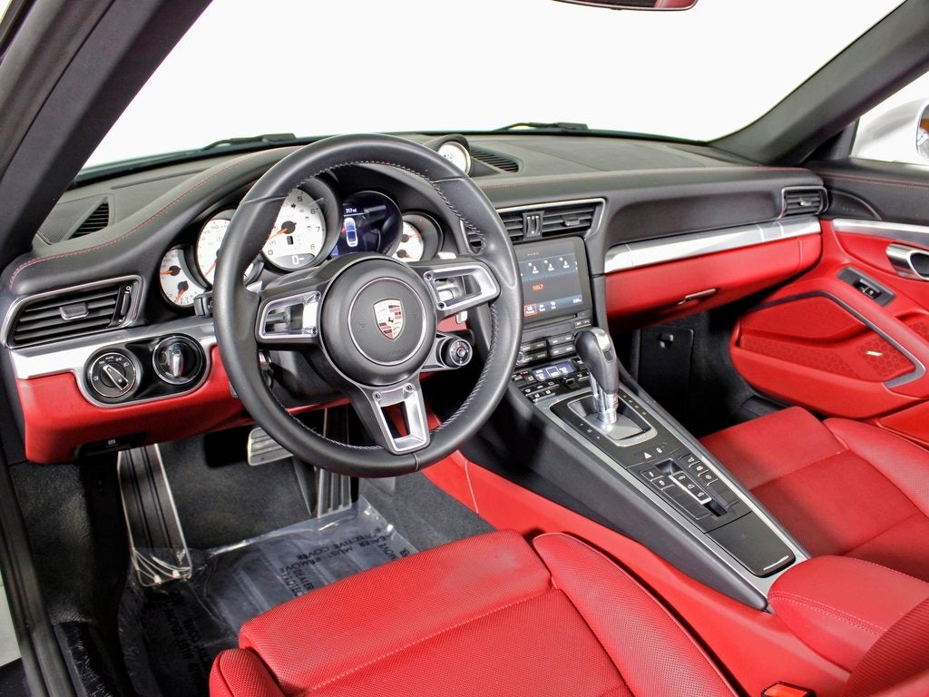 2017 Porsche 911 Carrera 4S
