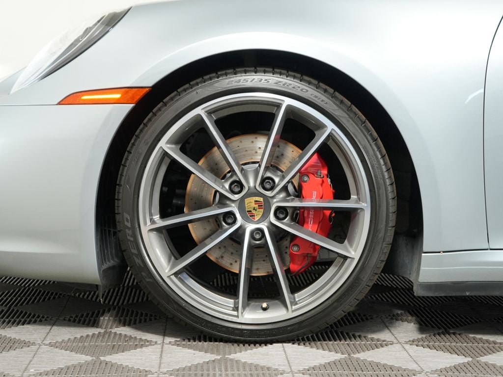 2020 Porsche 911 Carrera 4S