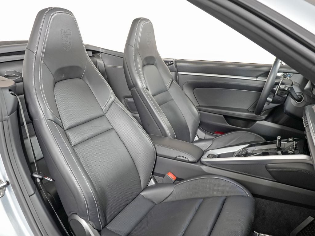 2020 Porsche 911 Carrera 4S