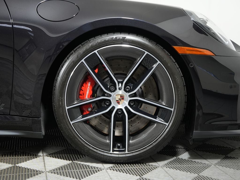 2026 Porsche 911 Carrera 4 GTS