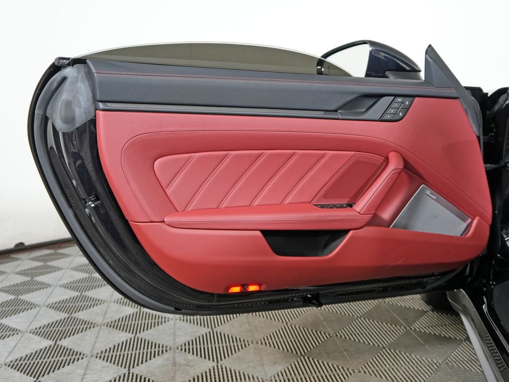 2026 Porsche 911 Carrera 4 GTS