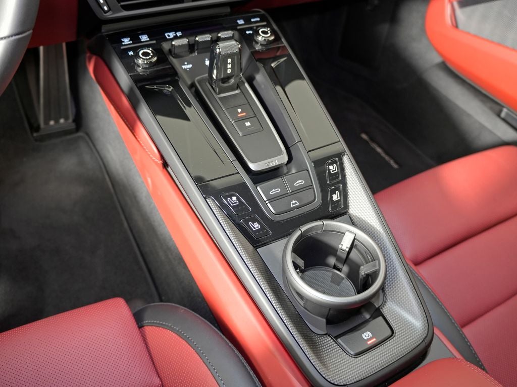 2026 Porsche 911 Carrera 4 GTS