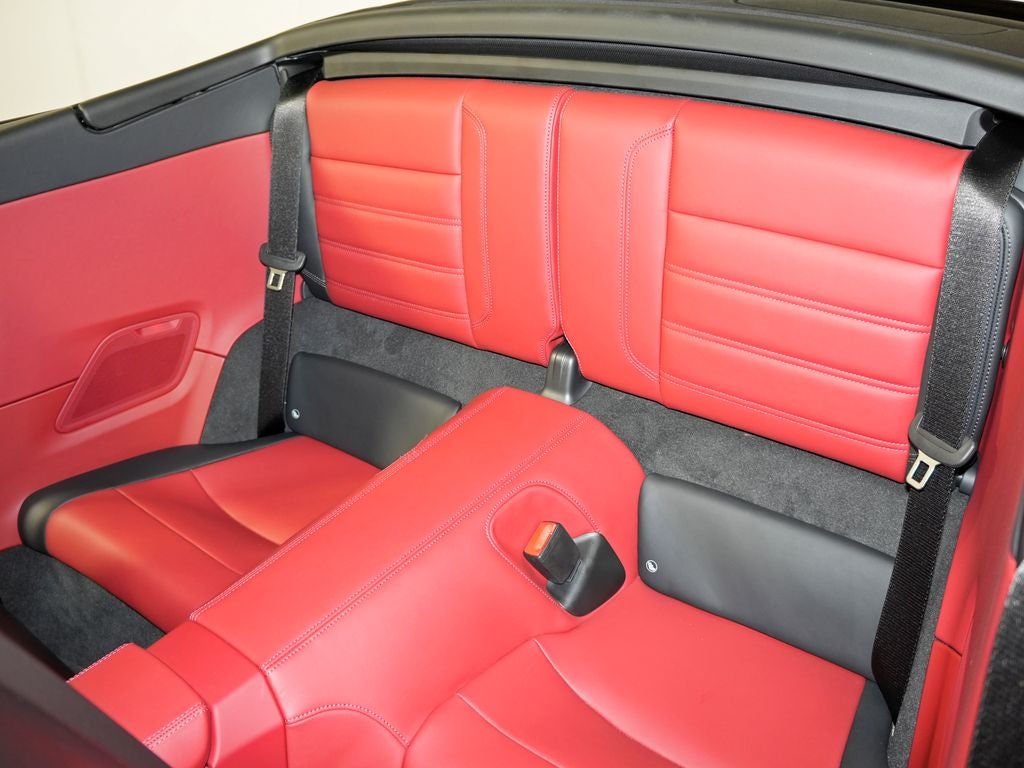 2026 Porsche 911 Carrera 4 GTS