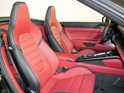 2026 Porsche 911 Carrera 4 GTS