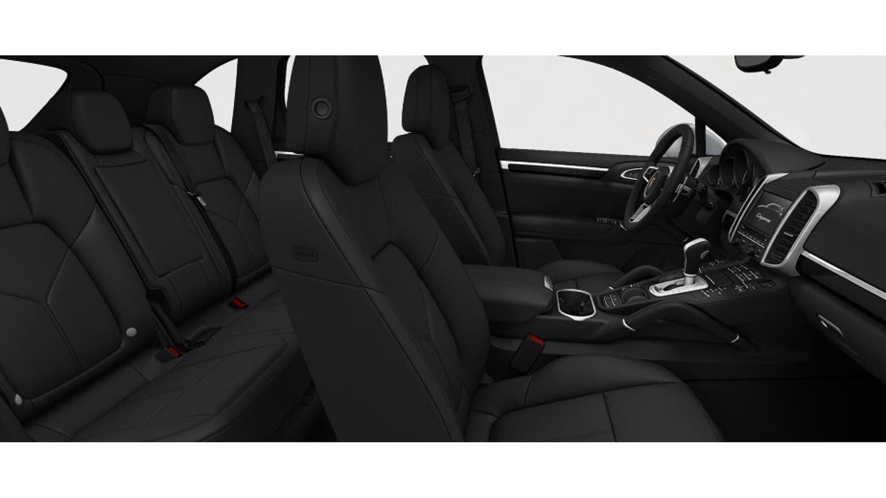 2016 Porsche Cayenne Base
