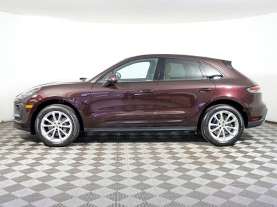 2023 Porsche Macan Base