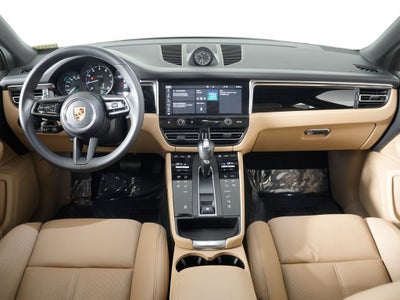 2023 Porsche Macan Base