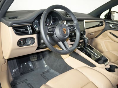 2023 Porsche Macan Base