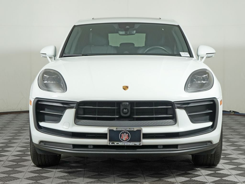 2024 Porsche Macan Base