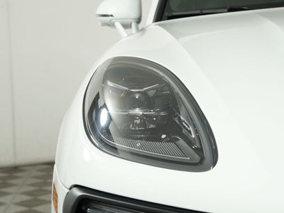 2024 Porsche Macan Base