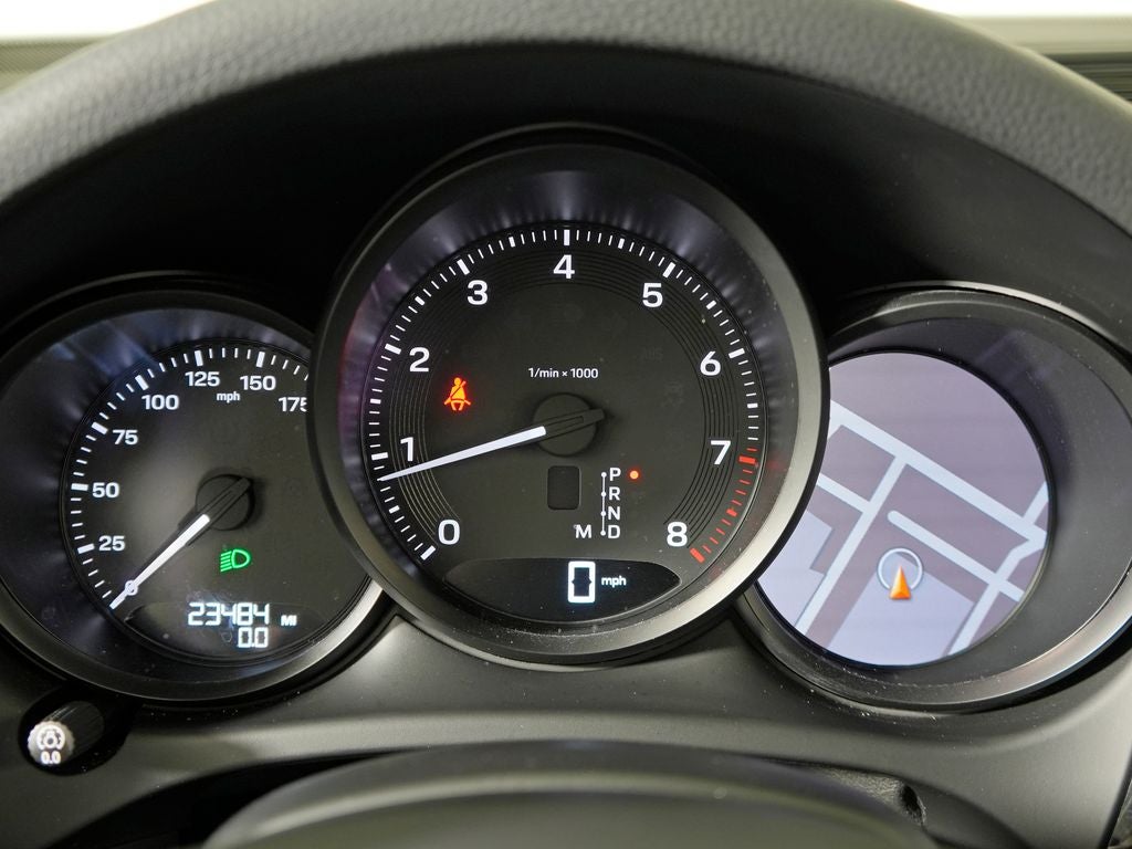 2024 Porsche Macan Base