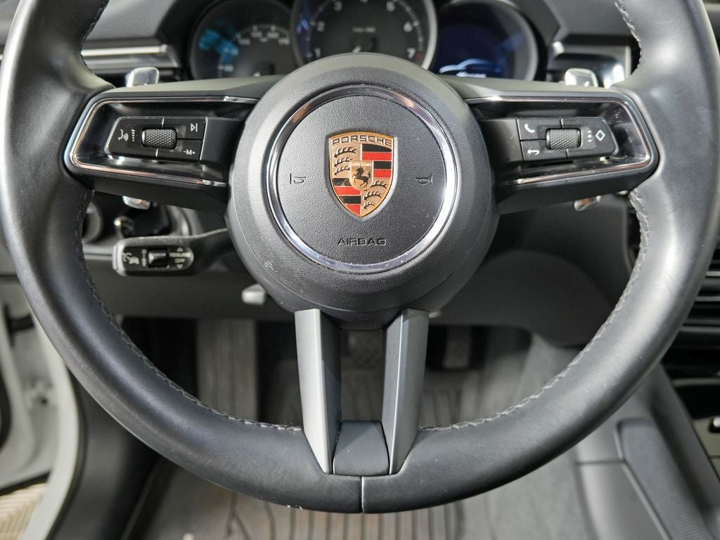 2024 Porsche Macan Base