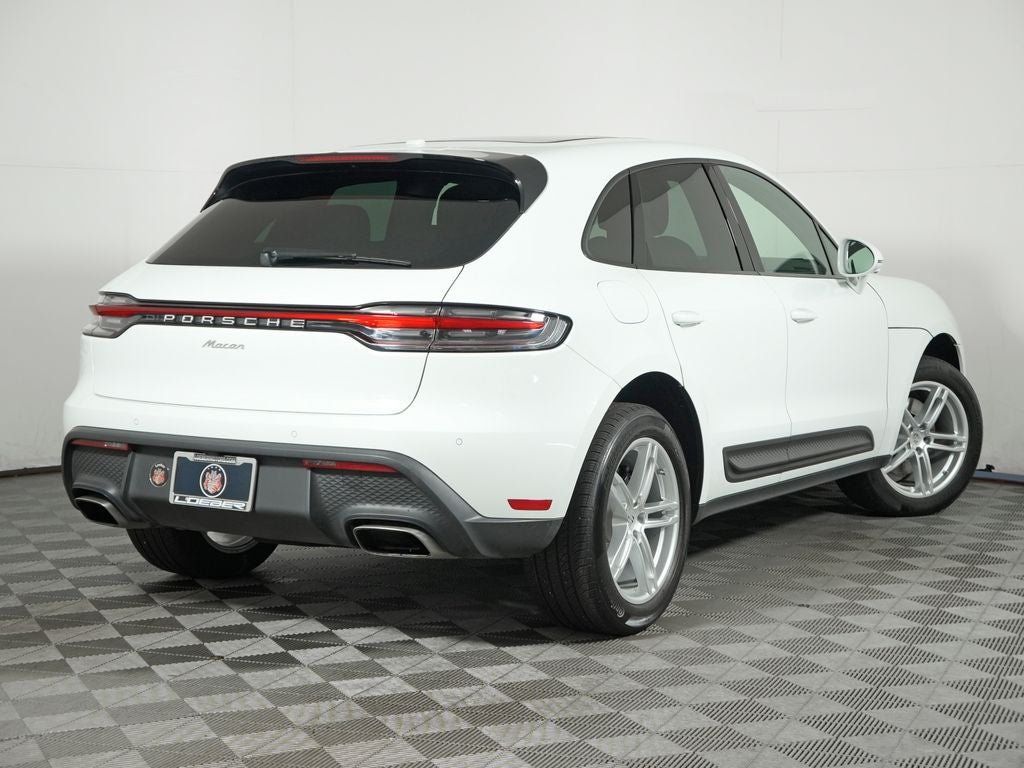 2024 Porsche Macan Base
