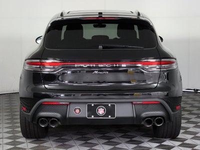 2025 Porsche Macan Base