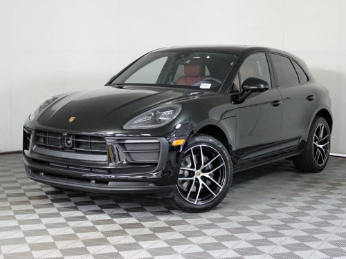 2026 Porsche Macan Base