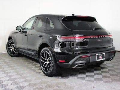 2026 Porsche Macan Base