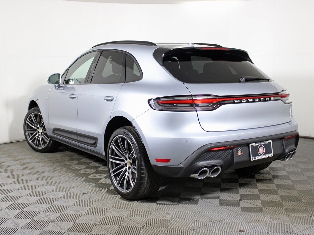 2026 Porsche Macan Base