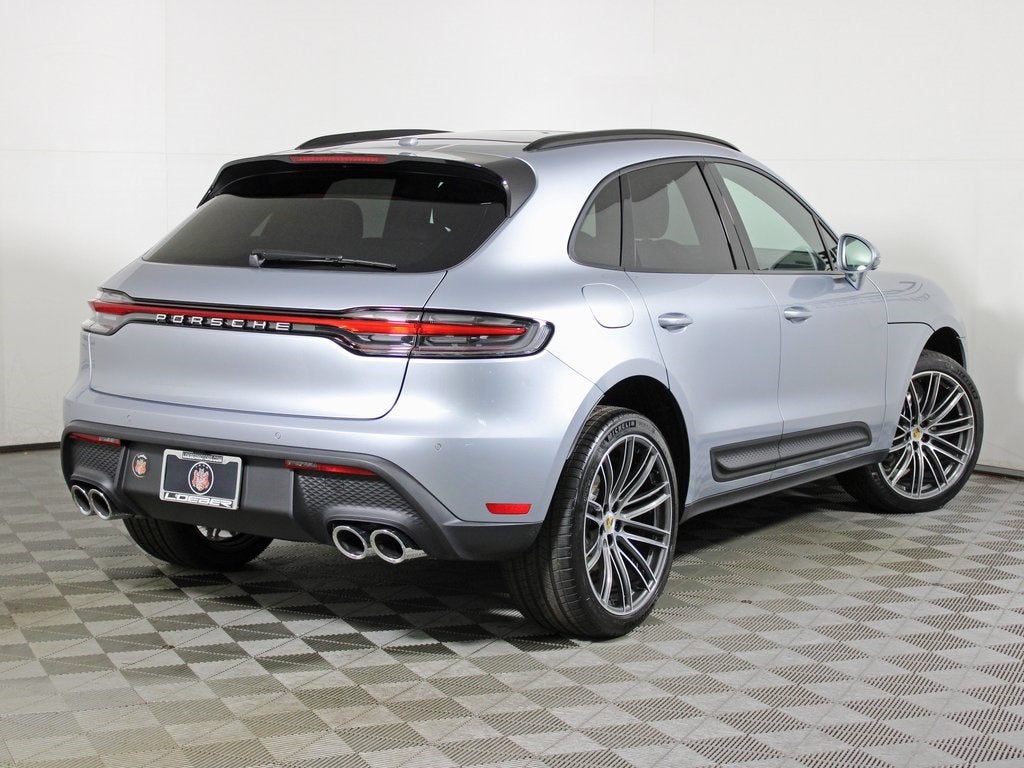 2026 Porsche Macan Base