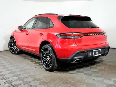 2026 Porsche Macan Base