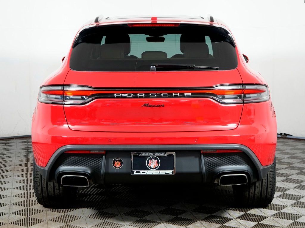 2026 Porsche Macan Base