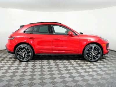 2026 Porsche Macan Base