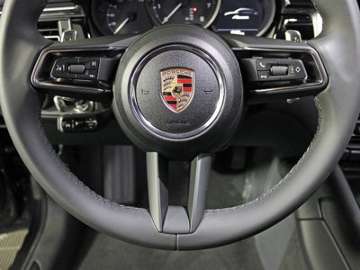 2025 Porsche Macan Base