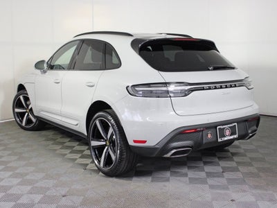 2026 Porsche Macan Base