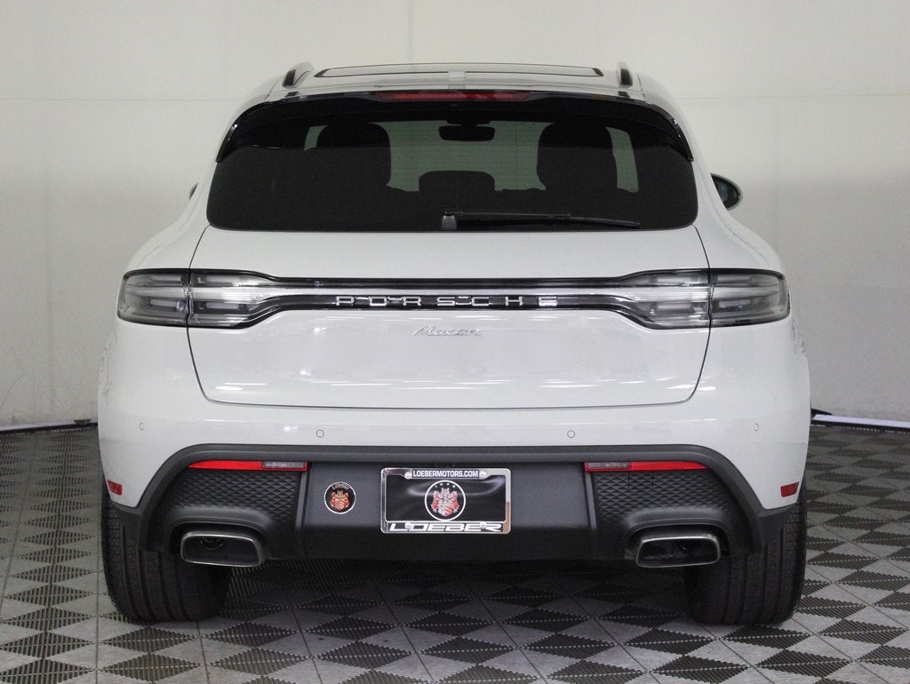 2026 Porsche Macan Base