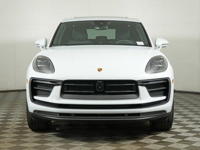 2026 Porsche Macan Base
