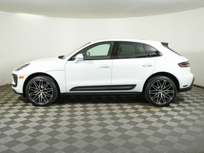2026 Porsche Macan Base