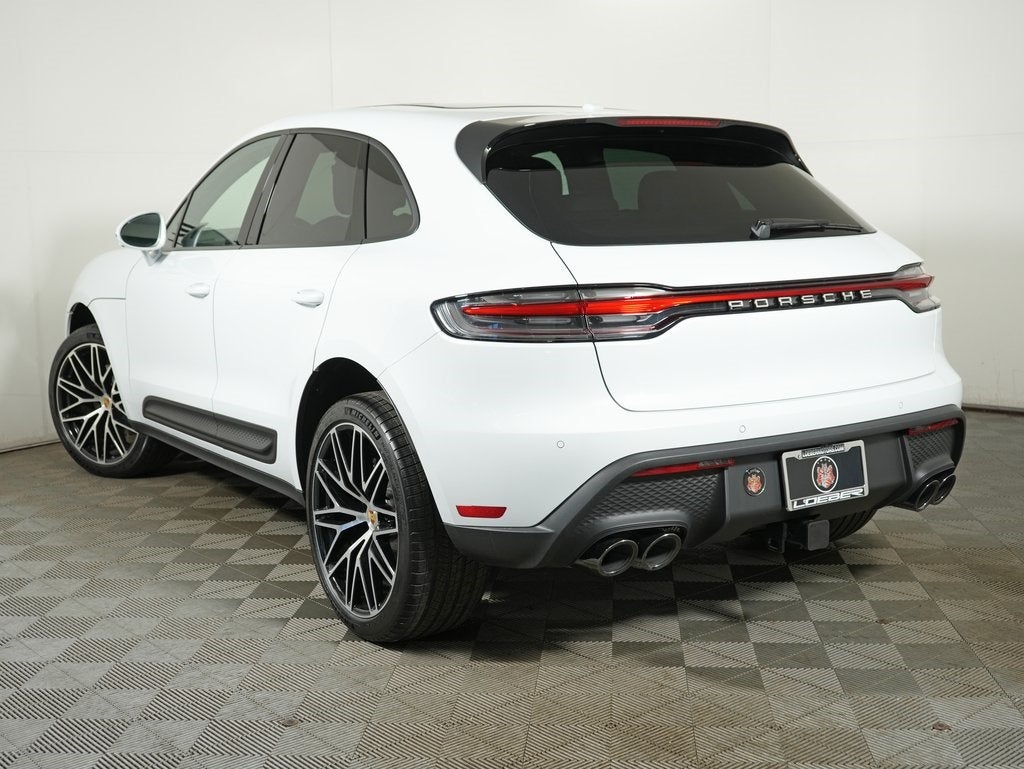 2026 Porsche Macan Base