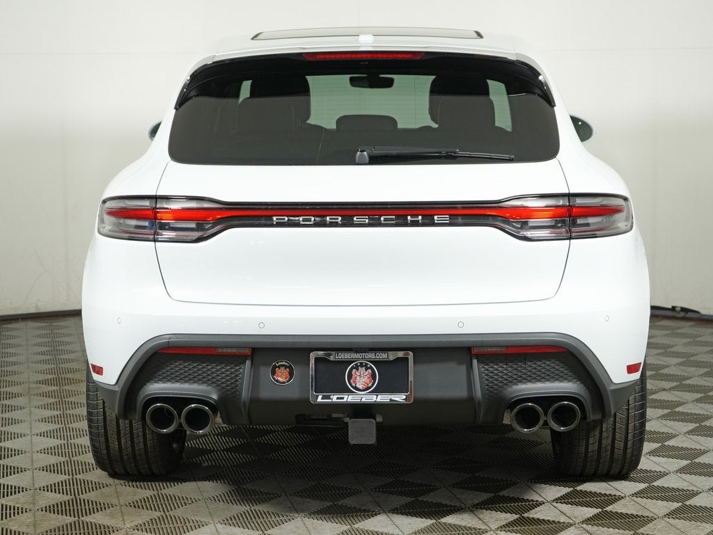 2026 Porsche Macan Base