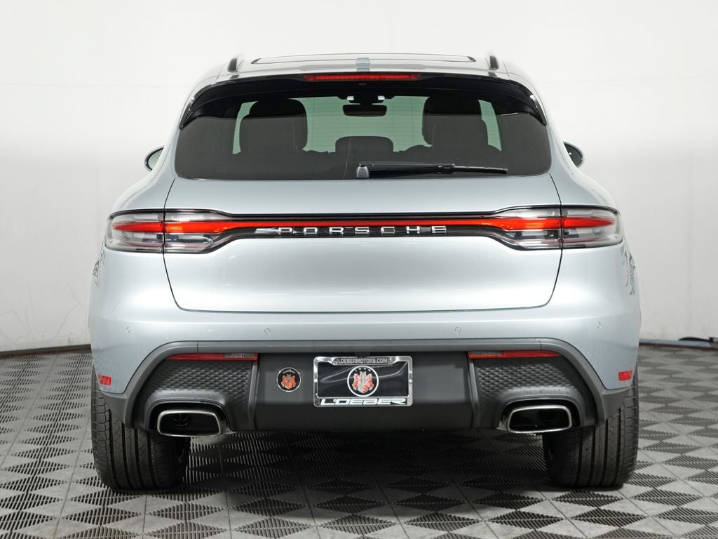2026 Porsche Macan Base