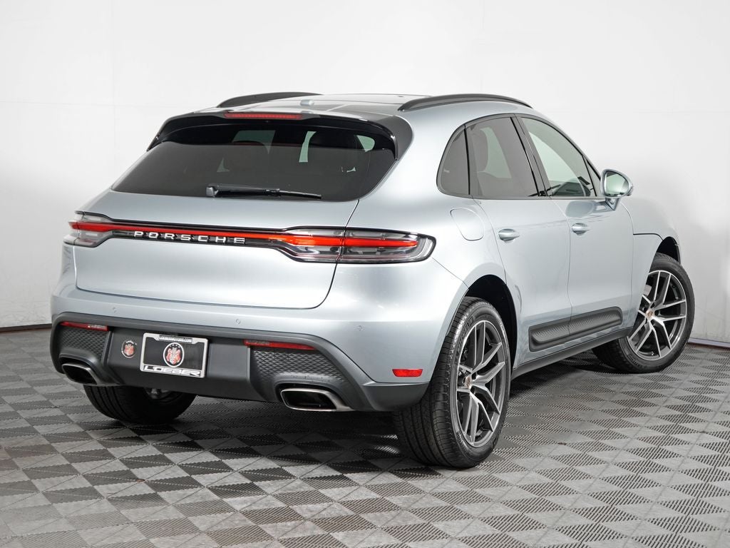 2026 Porsche Macan Base