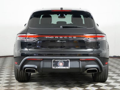 2026 Porsche Macan Base