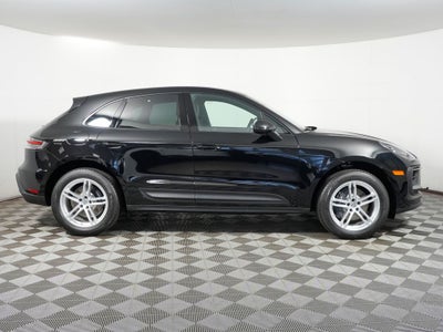 2026 Porsche Macan Base