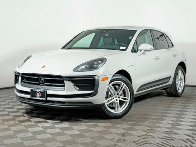 2023 Porsche Macan Base