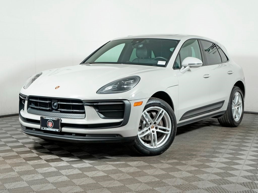 2023 Porsche Macan Base