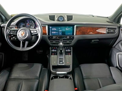 2023 Porsche Macan Base