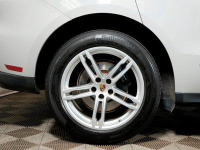 2023 Porsche Macan Base