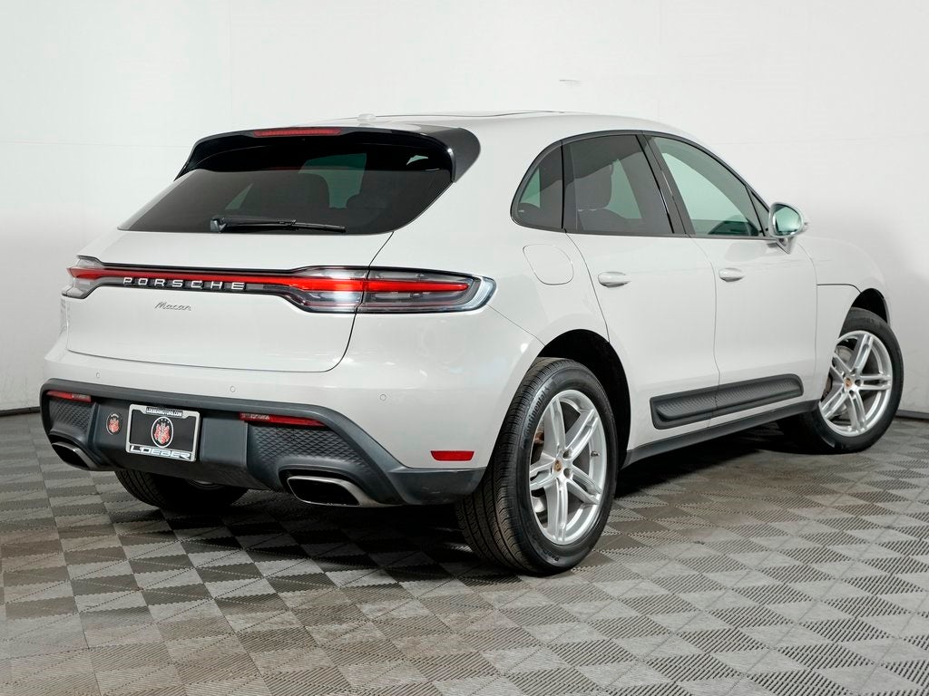 2023 Porsche Macan Base