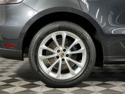 2023 Porsche Macan Base