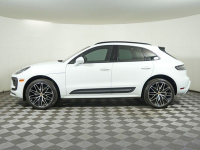 2024 Porsche Macan Base