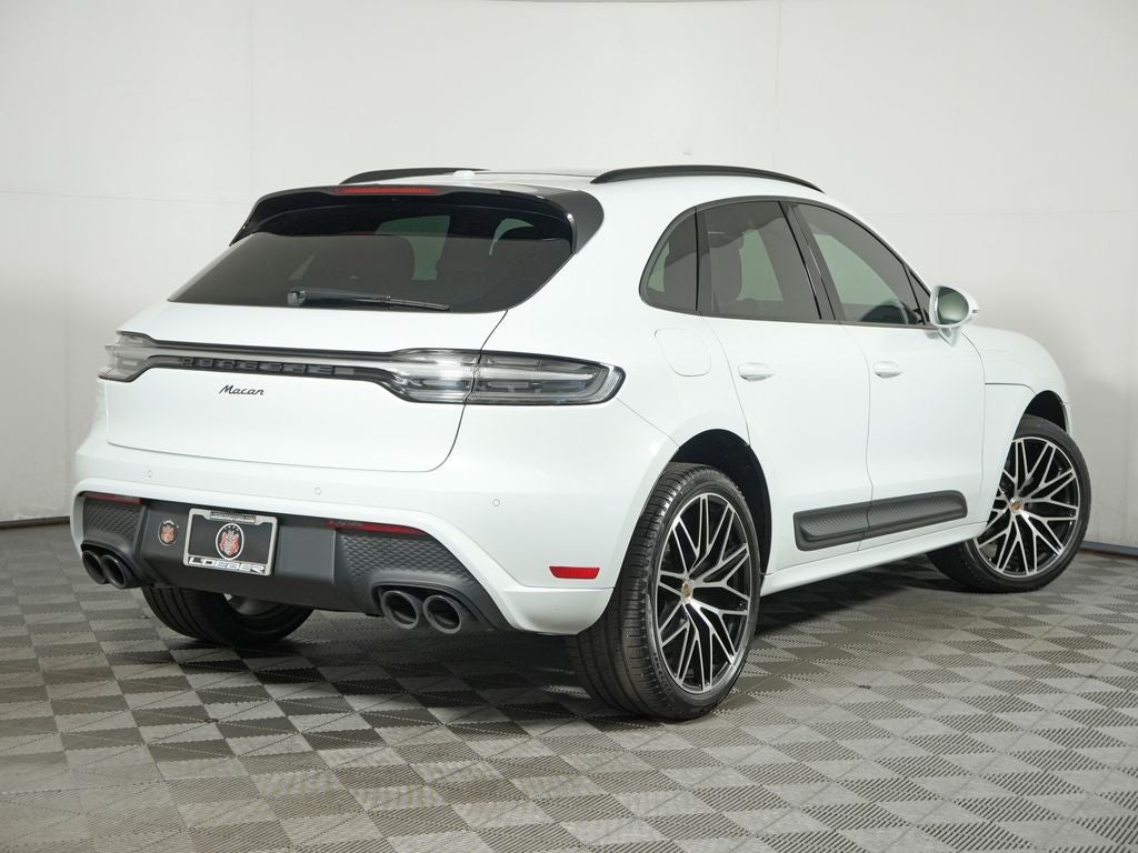 2024 Porsche Macan Base