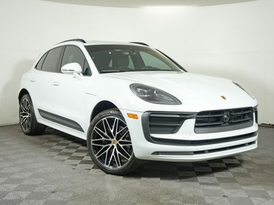2024 Porsche Macan Base