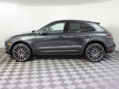 2025 Porsche Macan Base