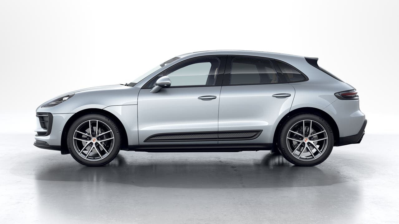 2025 Porsche Macan Base